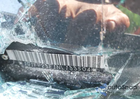 1992 Chevrolet Camaro Rs из США, поврежденный, VIN 1G1FP23E1NL133504